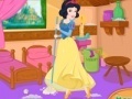 Snow White. House makeover