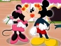 Mickey Mouse: Kissing