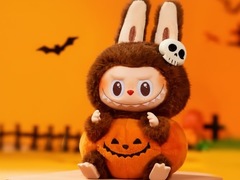 Jigsaw Puzzle: Labubu Happy Halloween Party