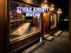 Strike Knight Bowling