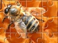 Bee on Honeycomb 