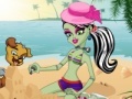 Frankie Stein scaris beach